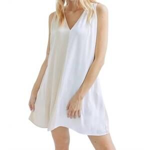 NEW 209WST38 shift dress in champagne